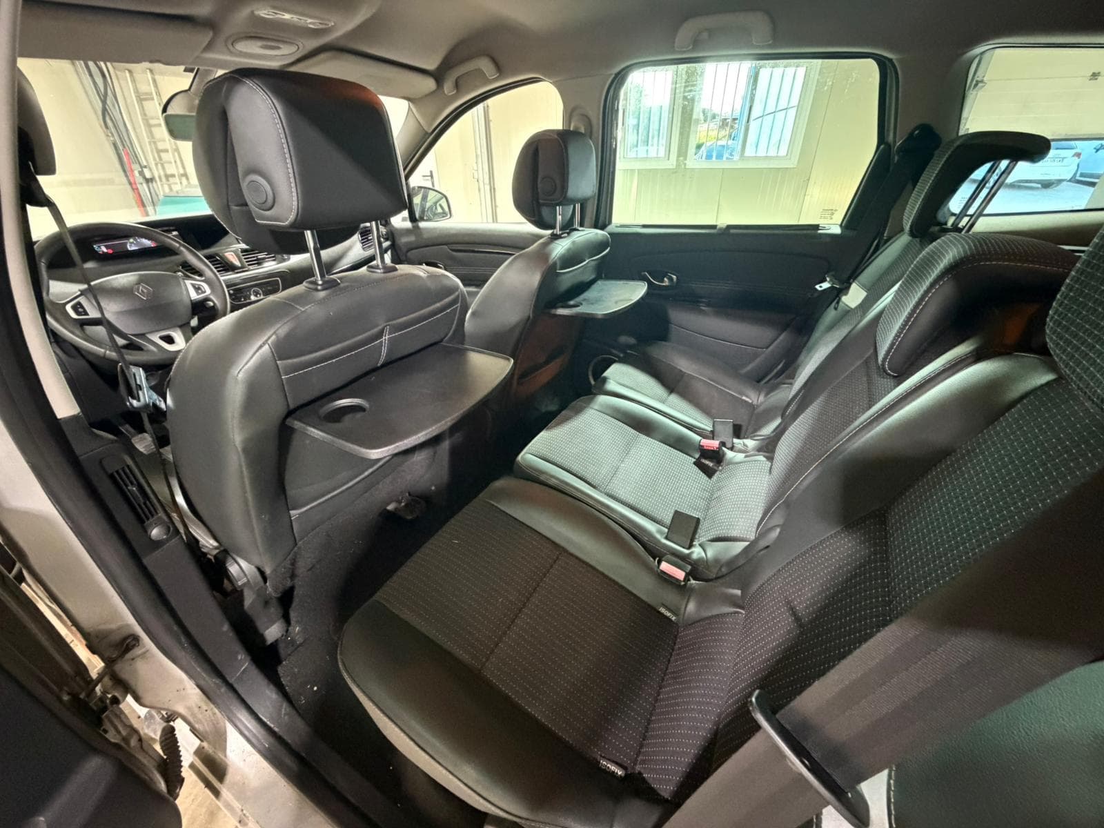 GRAND SCENIC 1.6 DCI 130 CH Révision complète à jour ✅ - Photo 1