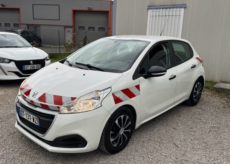 Peugeot 208 1.6 HDI 75CV - SOCIÉTÉ - 2 Places - Phase 2 ✅