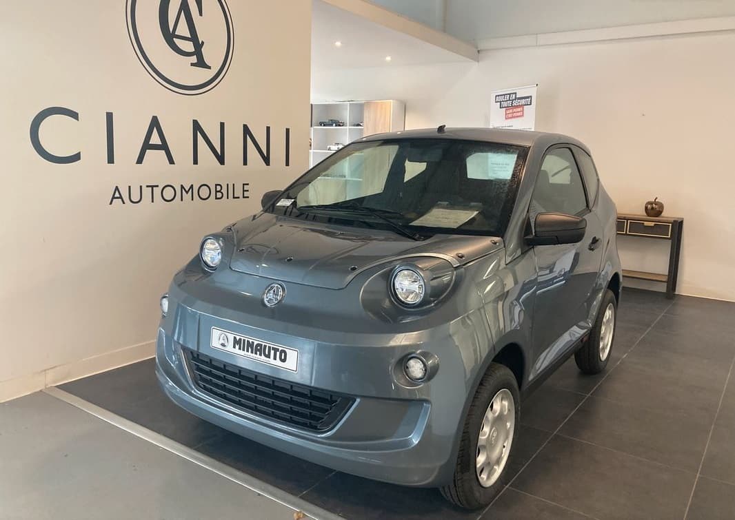 Destockage aixam e-minauto electrique 1 ere main 2025 125 km